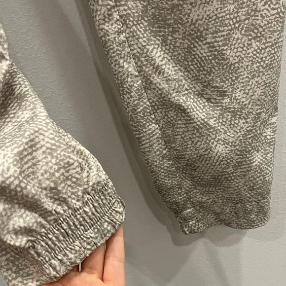 Athleta Venture Printed Pant Joggers - Picture 3 of 8